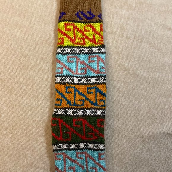 HAND KNITTED SOCKS Christmas Gift For Loved Ones Warm Soft Hand-Made Super Cool - Picture 1 of 7